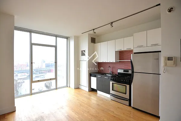 Rented by Yaffa Realty LLC | media 2
