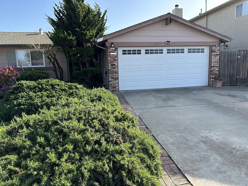 1st image of 32314 Jean Dr