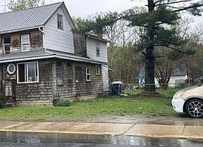 3rd image of 19 N Market St