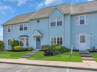 18 Shilling Way, Jackson, NJ 08527