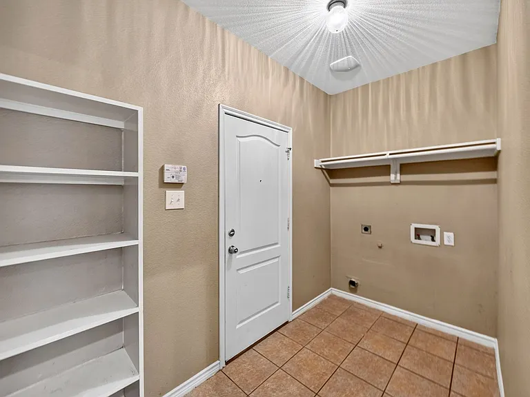 1232 Appalachian Ln — Photo 10