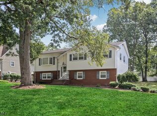 22 Mary Dr, Towaco, NJ 07082