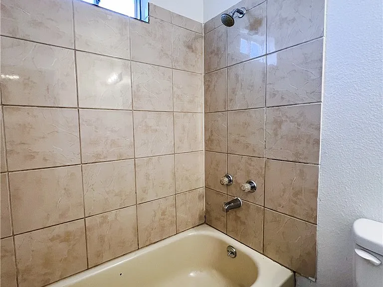 445 N 14th St #B — Photo 52