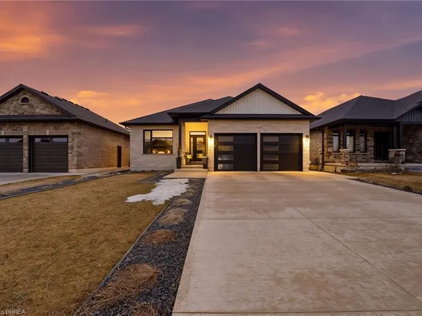 82 Orr St, Perth East, ON N5A 0G3