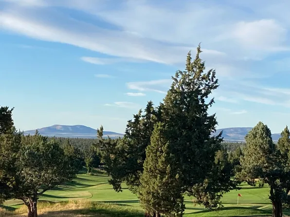 8505 Golden Pheasant Ct, Redmond, OR 97756