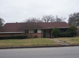 8118 Dover St, Houston, TX 77061