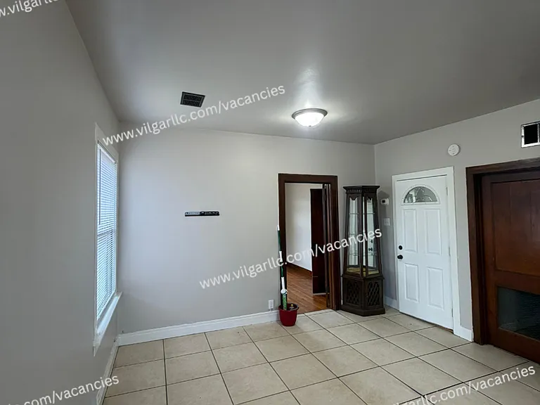 461 Hayes St — Photo 8