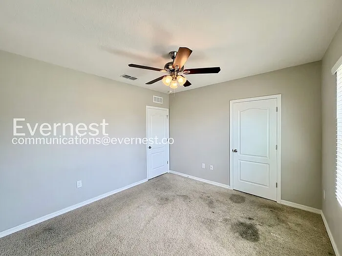 1630 Spray Ter — Photo 12