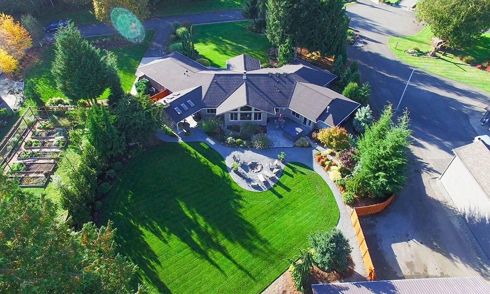 1st image of 26927 40th Ave NW
