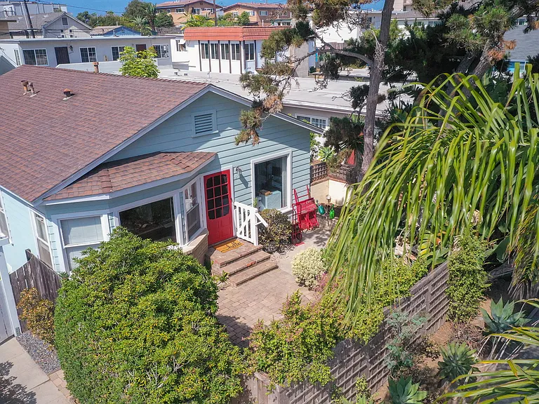 4959 Santa Cruz Ave — Photo 2