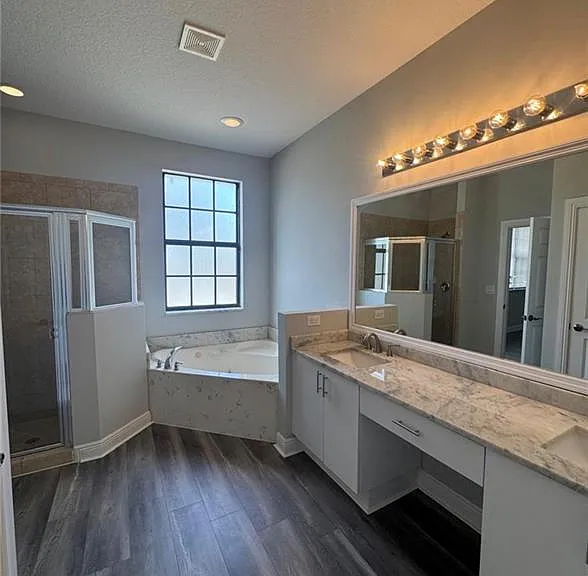 7614 Bristol Cir — Photo 11