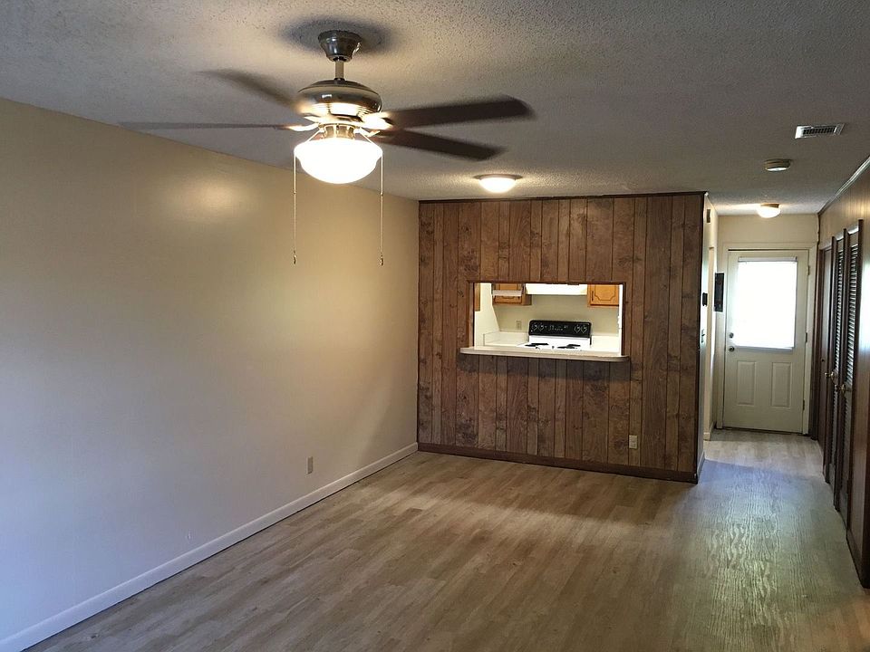 1st image of 4440 Crutchfield Dr #1
