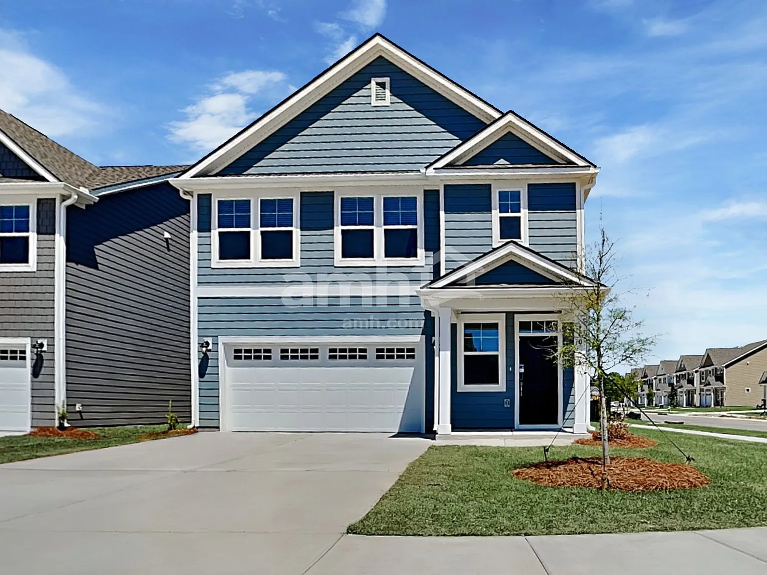5 bed, 3.5 bath, 2440 sqft, $2,935 — Photo 1