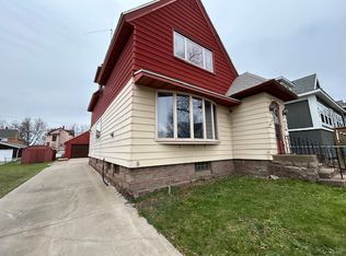 521 Jackson St, Eveleth, MN 55734