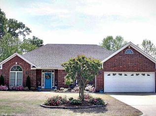5206 Caribbean Dr E, Benton, AR 72019