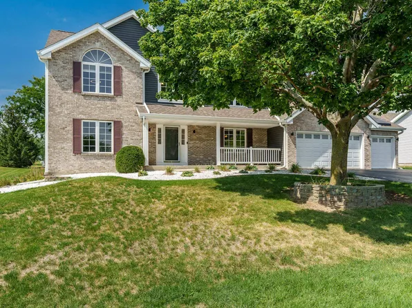 4188 Westlake Village Dr, Winnebago, IL 61088