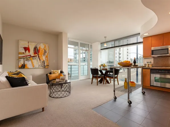 550 15th St Unit 205, San Diego, CA 92101