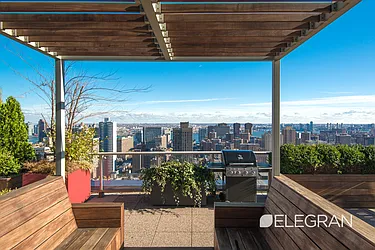 Rented by (Legacy) Elegran