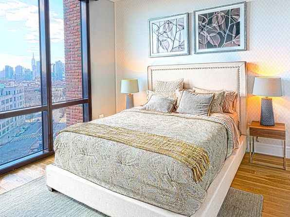 4441 Purves St APT 2001