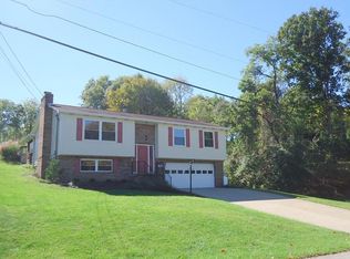 136 Jefferson Dr, Fayette City, PA