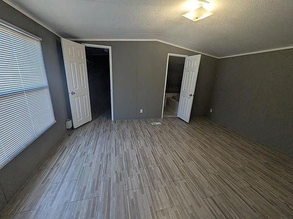 5th image of 1010 Reservation Rd #B05