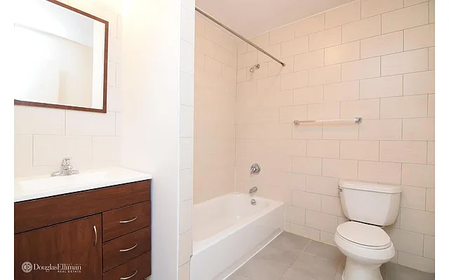 Rented by Keller Williams NYC | media 10