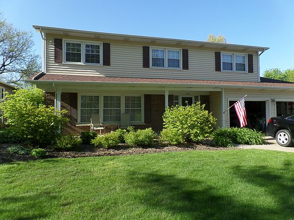 2nd image of 706 W Hackberry Dr