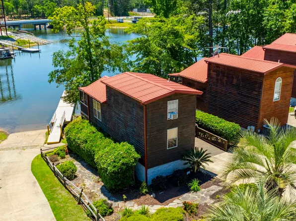 171 Marina Cove Dr, Gilbert, SC 29054