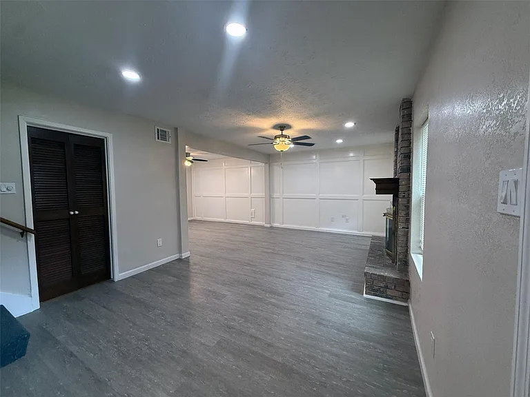 4107 Vista Rd #1 — Photo 2