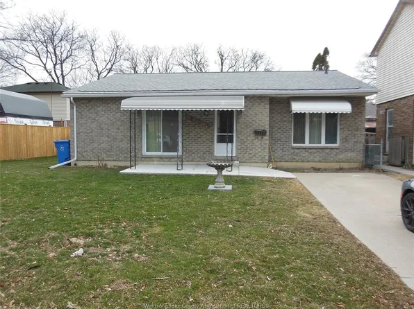 1262 Cottage Pl, Windsor, ON N9H