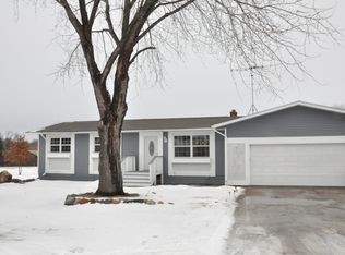 2116 Joplin St, Mora, MN 55051