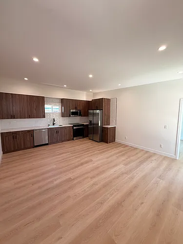 1160 Erica St #2 Photo 1