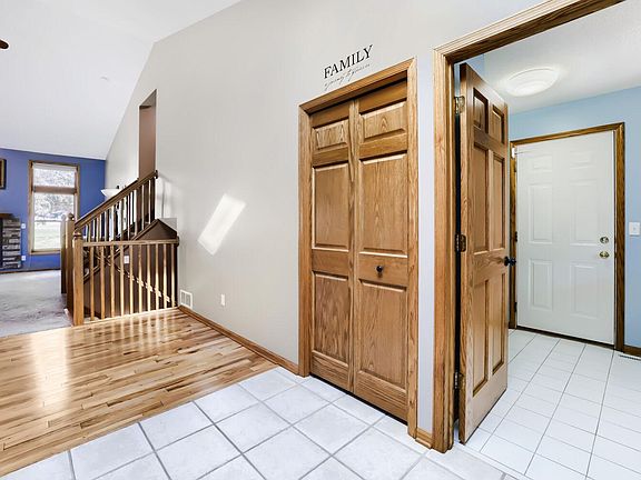 5th image of 13834 Washington St NE