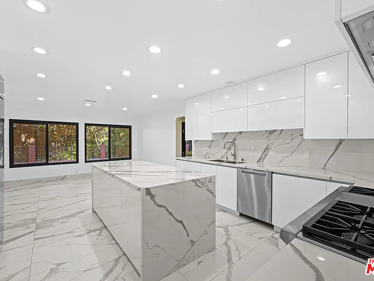 17449 Sumiya Dr — Photo 20