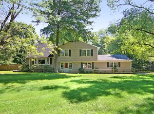 121 Riverside Dr, Basking Ridge, NJ 07920