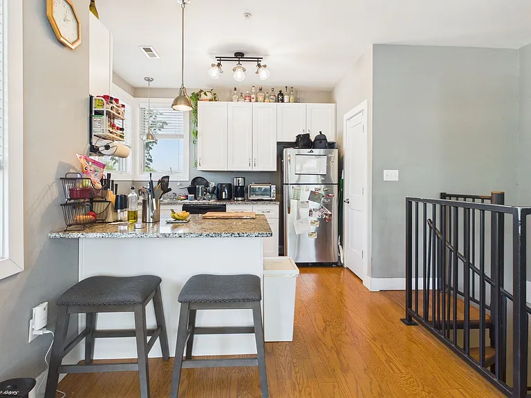 2028 W Cary St #4 — Photo 39