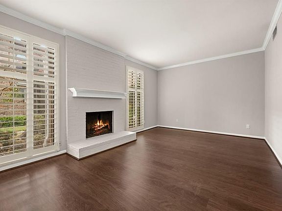 5th image of 1523 Bering Dr #112
