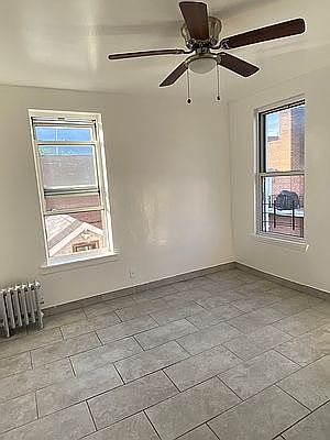 4th image of 9515 Foster Ave #2R