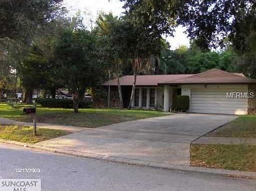 1st image of 5 Linden Ln