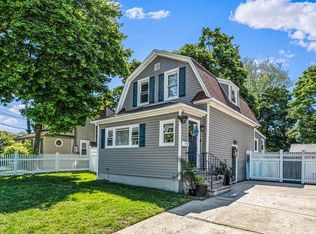 42 Willow Avenue, Freeport, NY 11520