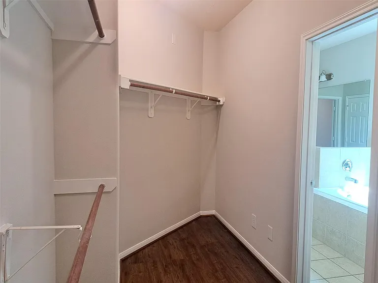 26315 Fox Ridge Ln — Photo 21