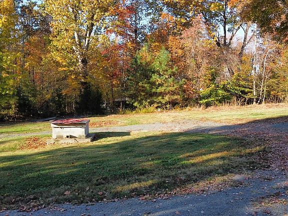 2nd image of 2037 Mountain Creek Rd #2037