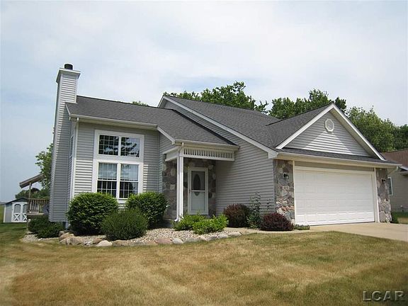 2nd image of 415 W Caneel Dr