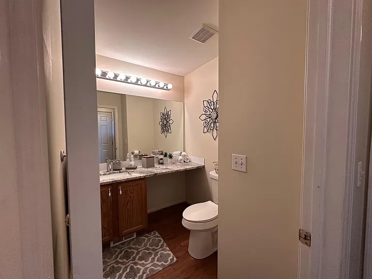 183 Legacy Park Cir — Photo 4