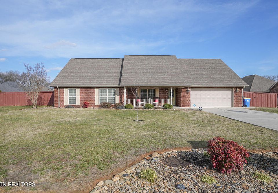 1st image of 1506 Maxwell Ln