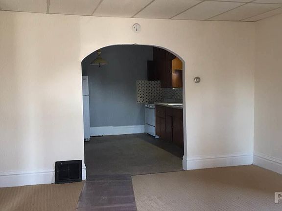 4th image of 1415 E Wilson Ave