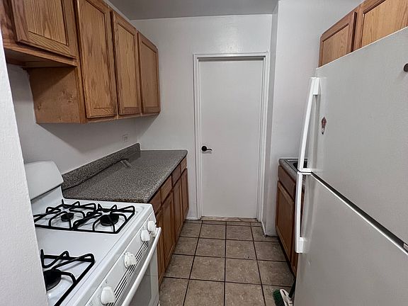 3rd image of 41 Hamilton Ave #1