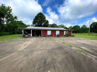 2657 Highway 17, Camden, MS 39045