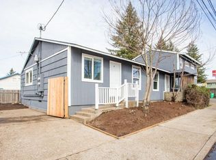15211 SE Division St #1, Portland, OR 97233