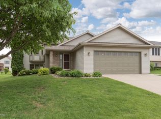 1620 36th St SW, Rochester, MN 55902